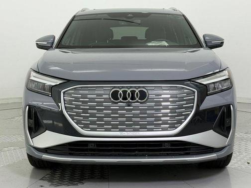 2024 Audi Q4 e-tron Premium Plus 55 quattro