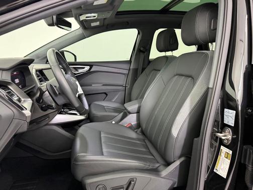 2024 Audi Q4 e-tron Premium Plus 55 quattro