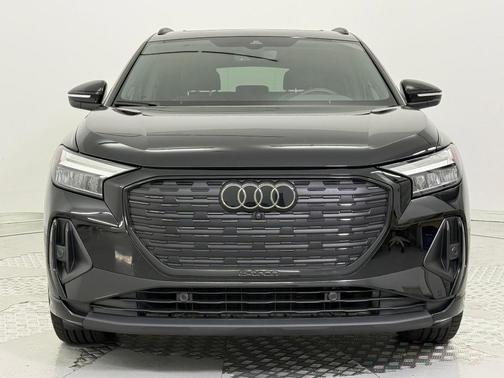 2024 Audi Q4 e-tron Premium Plus 55 quattro