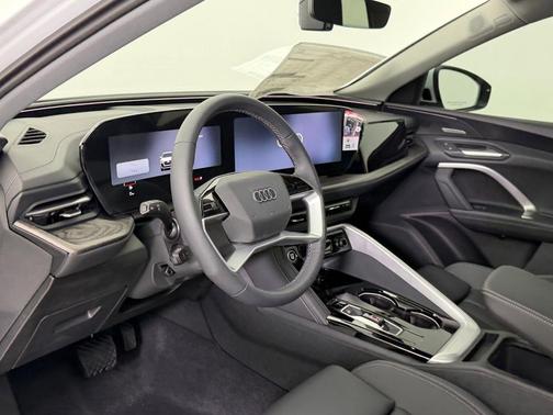 Glacier White Metallic 2026 Audi Q5 Sportback Premium Plus