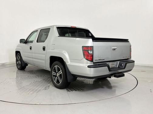 Alabaster Silver Metallic 2014 Honda Ridgeline Sport
