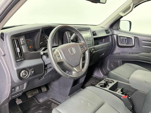 Alabaster Silver Metallic 2014 Honda Ridgeline Sport