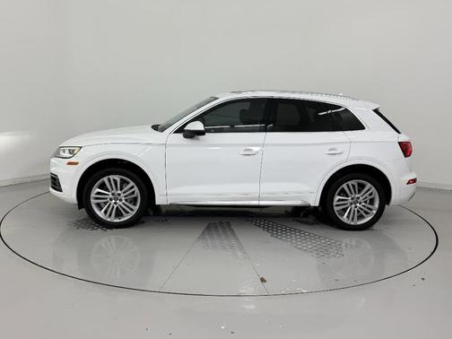 2019 Audi Q5 2.0T Premium Plus