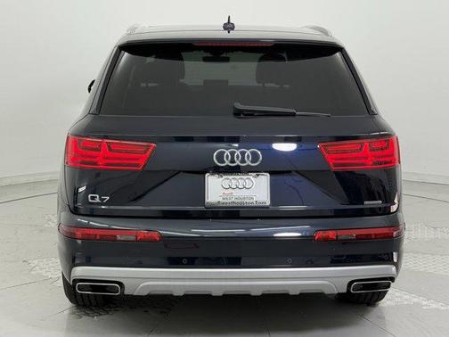2017 Audi Q7 2.0T Premium
