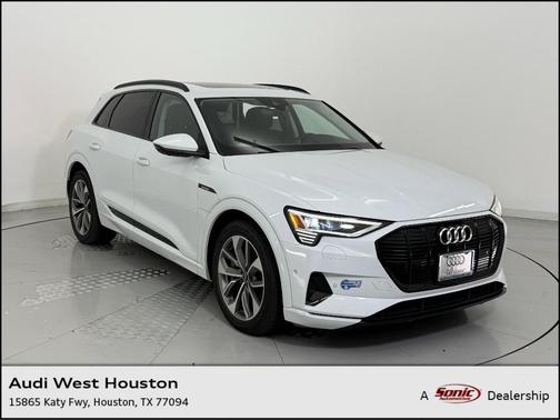 2021 Audi e-tron Premium Plus