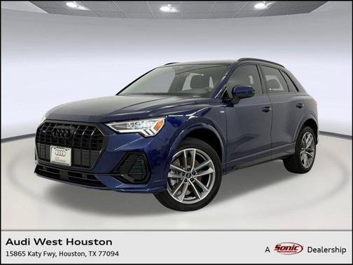 2025 Audi Q3 Premium 45 TFSI S line quattro Tiptronic