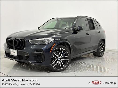 Carbon Black Metallic 2022 BMW X5 M50i