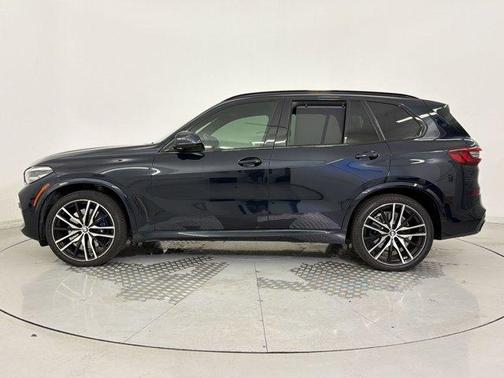 2022 BMW X5 M50i
