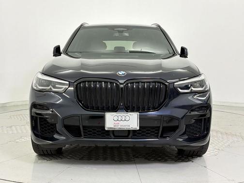 Carbon Black Metallic 2022 BMW X5 M50i