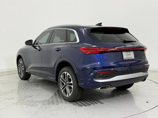 2025 Audi Q5 Premium Plus TFSI quattro S tronic