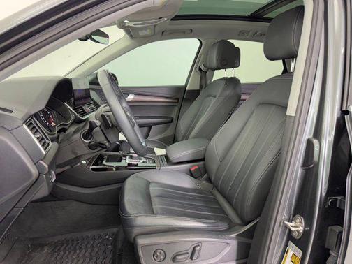 2022 Audi Q5 45 S line Premium