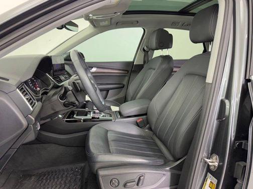 2022 Audi Q5 45 S line Premium