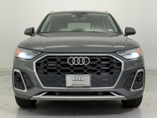 2022 Audi Q5 45 S line Premium