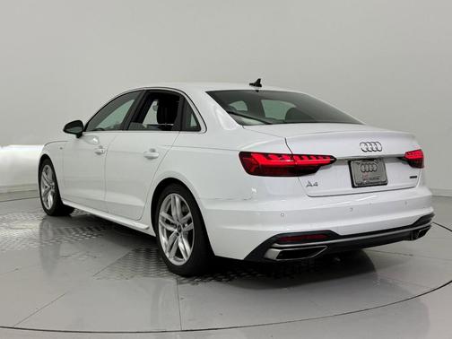 2024 Audi A4 45 S line Premium Plus
