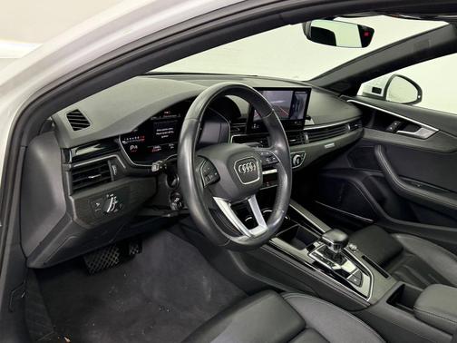 2024 Audi A4 45 S line Premium Plus