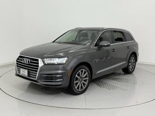 2019 Audi Q7 45 Premium Plus