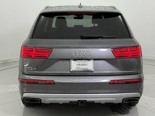 2019 Audi Q7 45 Premium Plus