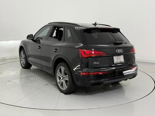 2025 Audi Q5 45 S line Premium