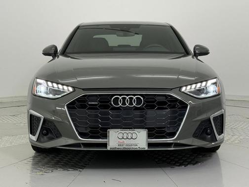 2023 Audi A4 45 S line Premium Plus