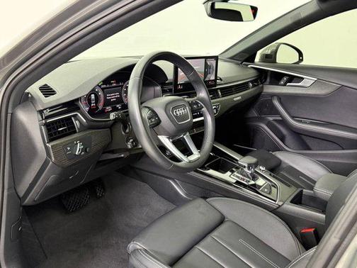 2023 Audi A4 45 S line Premium Plus