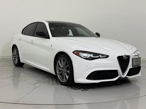 2024 Alfa Romeo Giulia Ti