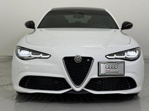 2024 Alfa Romeo Giulia Ti