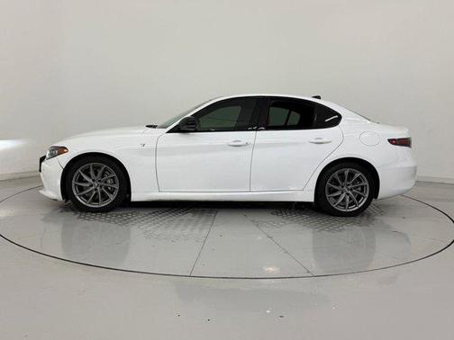 2024 Alfa Romeo Giulia Ti