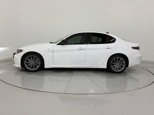 2024 Alfa Romeo Giulia Ti