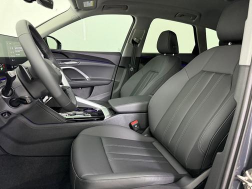 2025 Audi Q5 Premium TFSI quattro S tronic