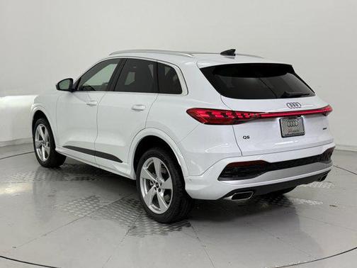 2025 Audi Q5 Premium Plus