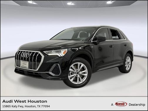 2025 Audi Q3 Premium 45 TFSI S line quattro Tiptronic