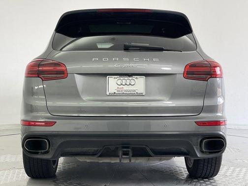 2016 Porsche Cayenne Base