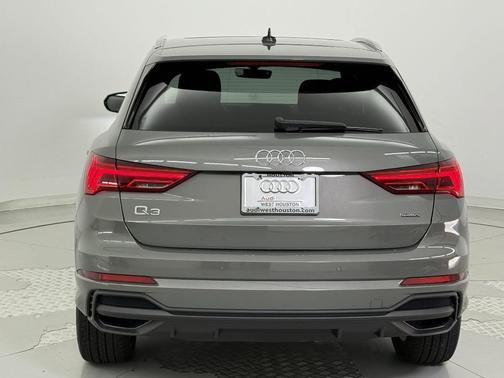 2024 Audi Q3 45 S line Premium Plus