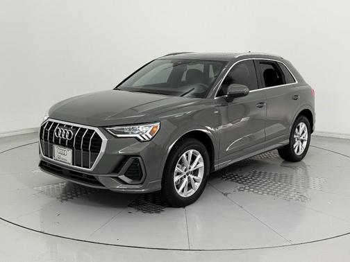 2024 Audi Q3 45 S line Premium Plus
