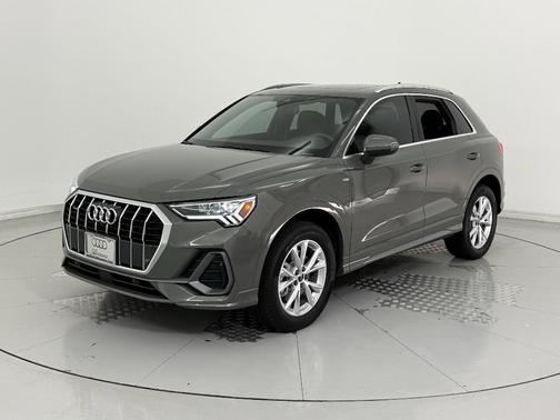2024 Audi Q3 45 S line Premium Plus