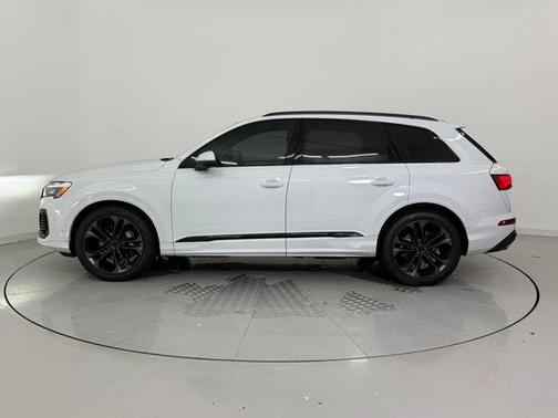 2026 Audi Q7 55 Premium Plus