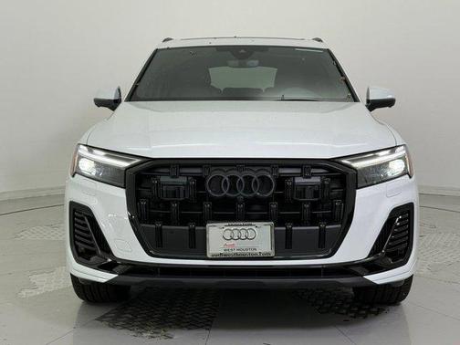 2026 Audi Q7 55 Premium Plus