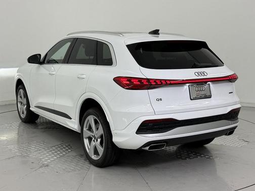 2025 Audi Q5 Premium Plus