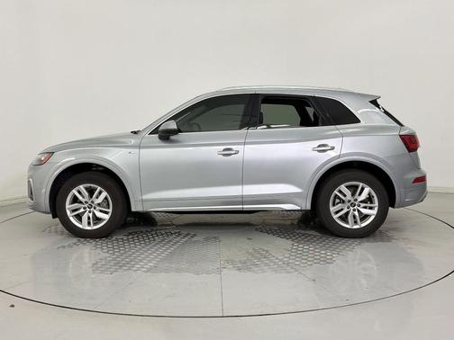 2023 Audi Q5 45 S line Premium