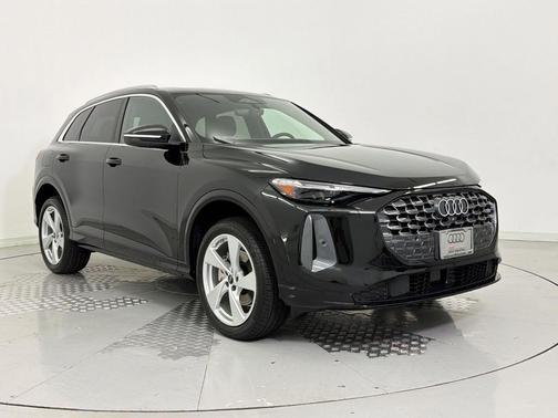 Mythos Black Metallic 2026 Audi Q5 Premium Plus