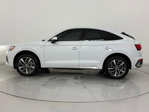 2023 Audi Q5 45 S line Premium