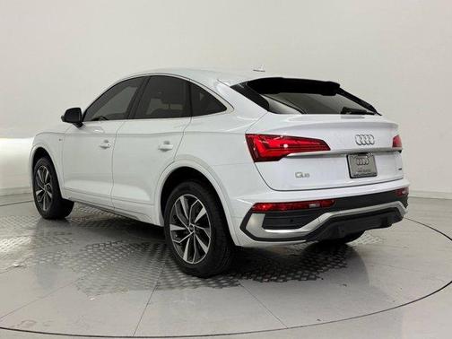 2023 Audi Q5 45 S line Premium