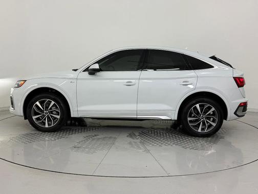2023 Audi Q5 45 S line Premium