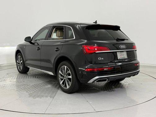 2023 Audi Q5 45 S line Premium Plus