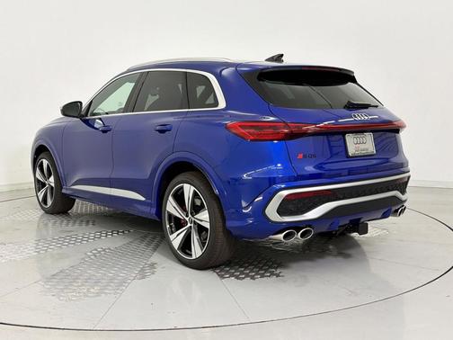 6I6I 2026 Audi SQ5 3.0T Premium Plus