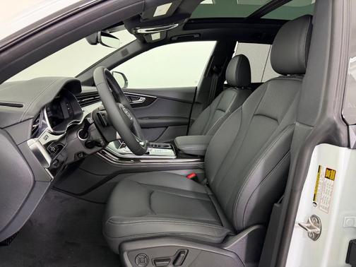 2026 Audi Q8 55 Premium Plus