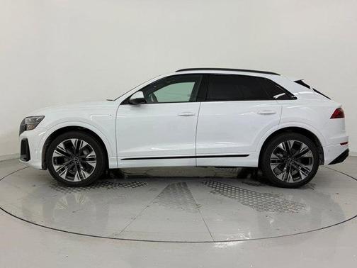 2026 Audi Q8 55 Premium Plus