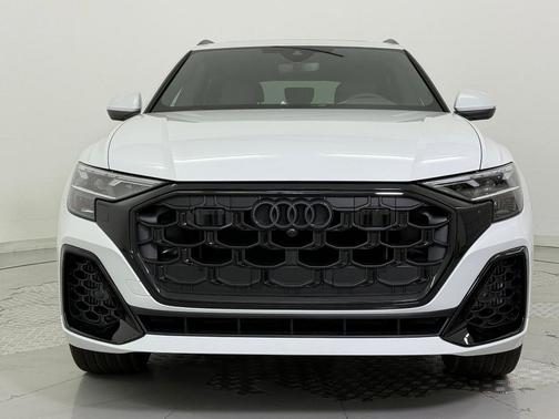 2026 Audi Q8 55 Premium Plus