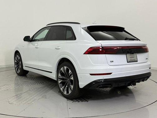 2026 Audi Q8 55 Premium Plus