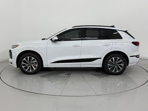 2025 Audi Q6 e-tron Premium quattro